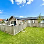 Bellas Retreat - Part Of The The Bay Village With Pool, Gym And Direct Access, Pub, Restaurant, Tennis And Meadows Walks * Filey