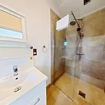 Holiday home Bellas Retreat - Part Of The The Bay Village With Pool, Gym And Direct Access, Pub, Restaurant, Tennis And Meadows Walks *