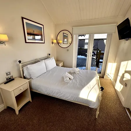 Dom wakacyjny Bellas Retreat - Part Of The The Bay Filey Village With Pool, Gym And Direct Access, Pub, Restaurant, Tennis And Meadows Walks