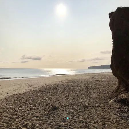 Bellas Retreat - Part Of The The Bay Filey Village With Pool, Gym And Direct Access, Pub, Restaurant, Tennis And Meadows Walks *